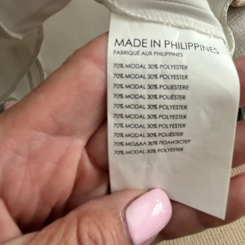 Club Monaco Cream Layered Sleeveless Blouse Size M - Picture 4 of 5